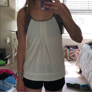 Lululemon Tank Top - MUST GO